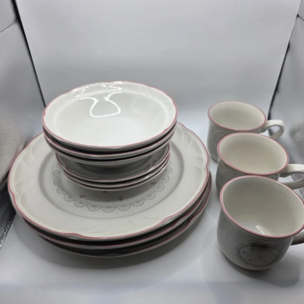 Victoriana by CHD 1988 setting for 3 Dinner Plate, Bowl, Cup, Saucer 90s Cottage